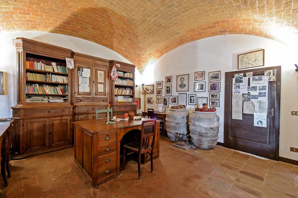 Gasthaus Tenuta Di Petriolo Torrita di Siena Exterior foto